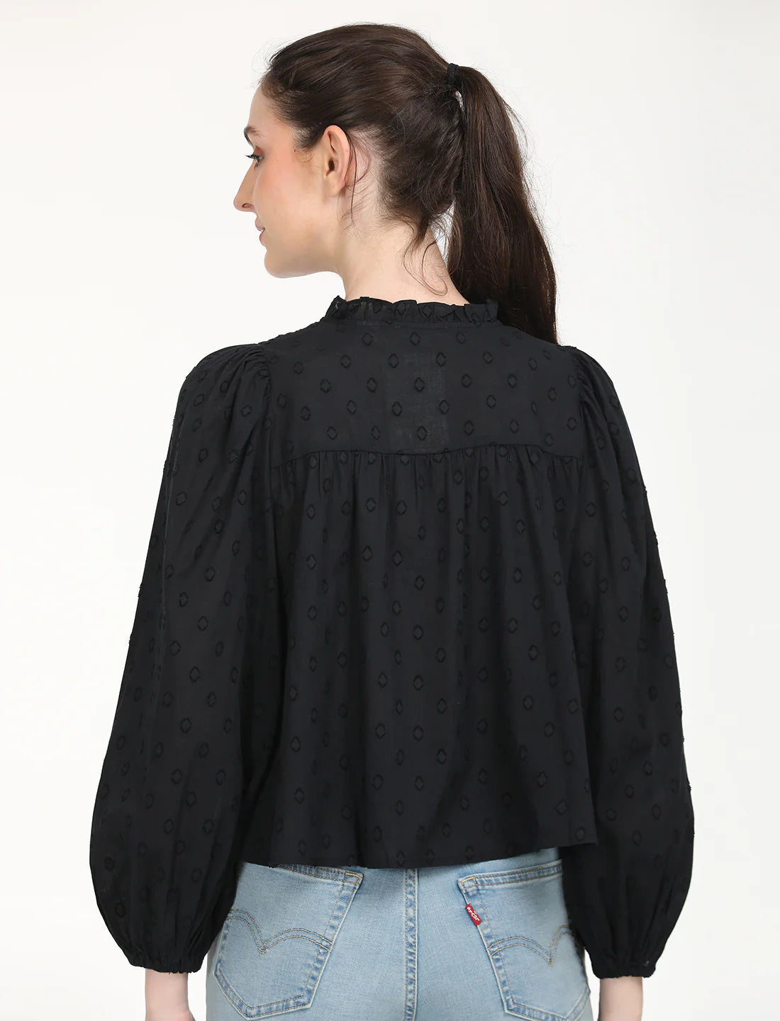 Women’s Lightweight Black Textured Top for Streetwear & Daily Style