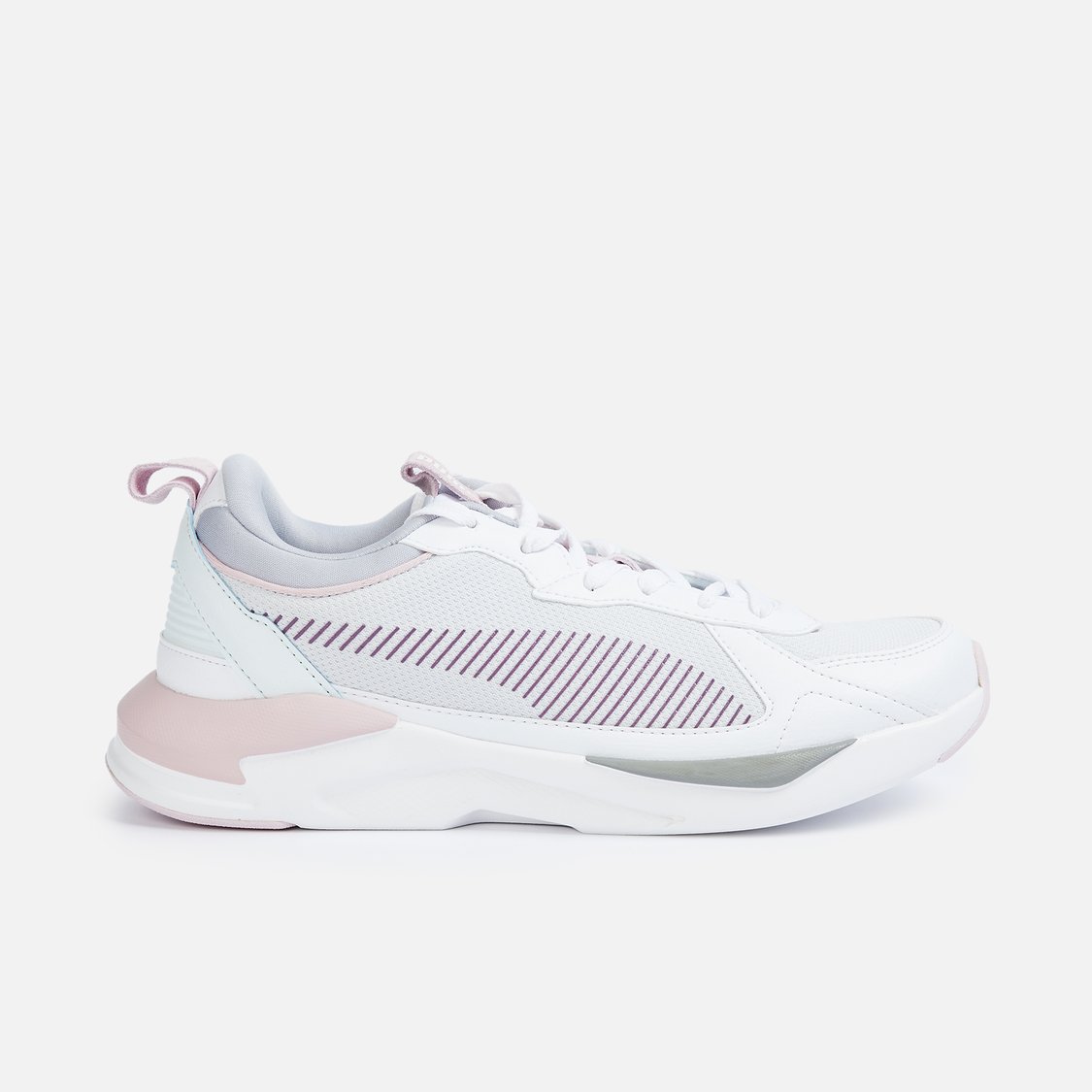 Fashionable Women Sports Shoes with Cushioning for All-Day Comfort