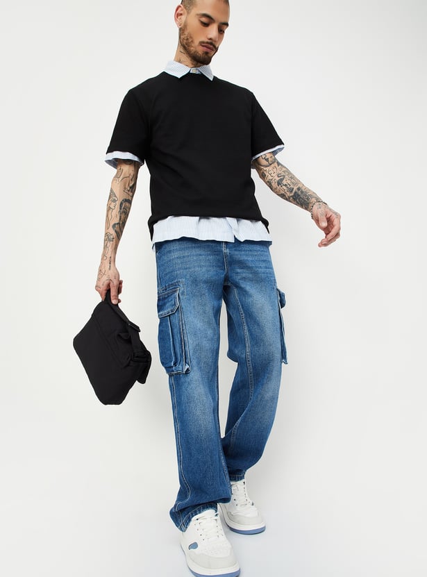 Fashionable Loose-Fit Washed Denim Cargo Jeans for Men with Practical Pocket Detailing