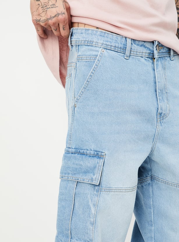 Everyday Casual Men’s Washed Cargo Jeans with Loose-Fit Silhouette and Practical Pockets