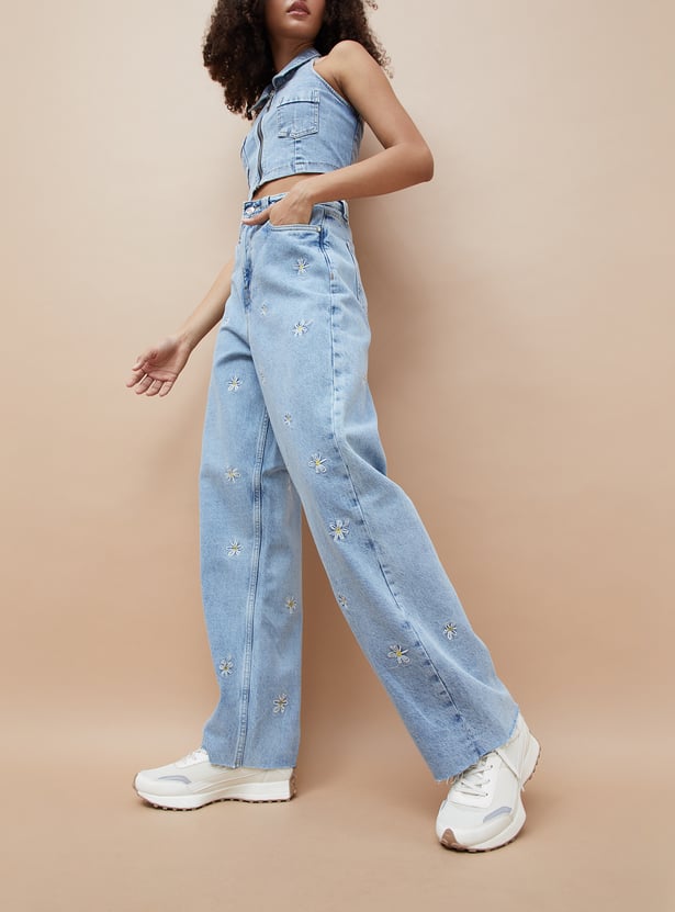 Everyday Essential Women’s Wide Leg Jeans with Embroidery Perfect for Travel, College, and Casual Gatherings