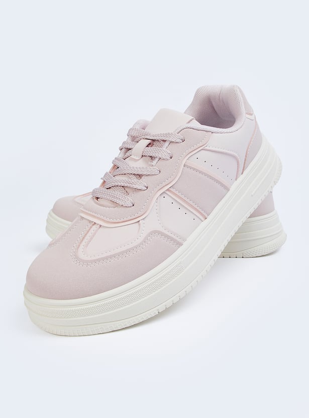Modern Women Colorblock Sneakers Perfect for Travel and Outings
