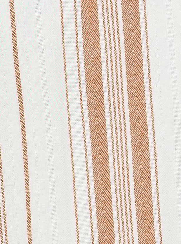Comfortable Men’s Relaxed Fit Shirt with Vertical Stripes