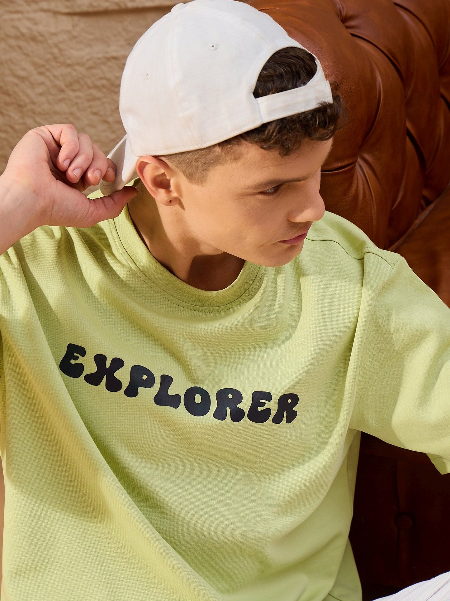 Fashionable Men’s Oversized Green T-Shirt with Round Neck and Relaxed Styling