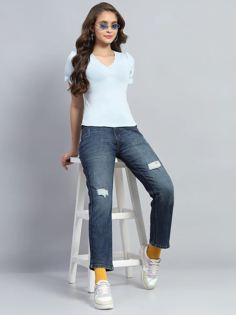 Stylish Women’s Blue Straight Fit Denim Jeans with Mild Distressing for Modern Casual Look