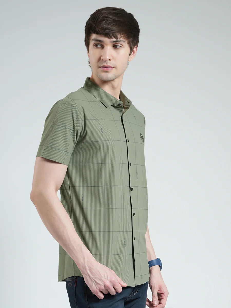 Fashionable Half Sleeve Green Printed Shirt for Men Weekend Outings