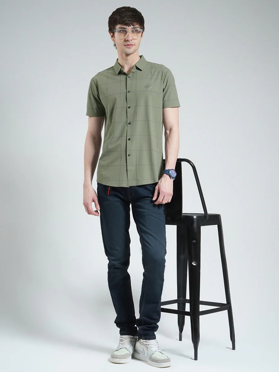 Fashionable Half Sleeve Green Printed Shirt for Men Weekend Outings