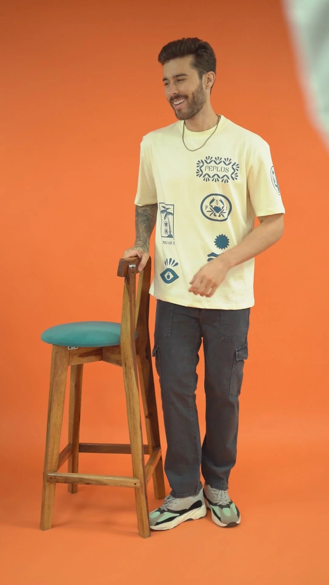 Fashionable Men’s Oversized T-Shirt in Fawn for Weekend Outings
