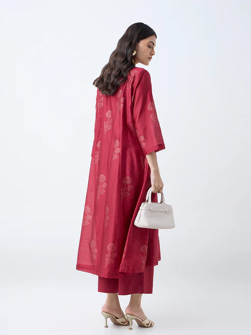 Modern Women’s Red Floral Cotton-Blend Anarkali Kurta with Inner for Party and Wedding Outfits