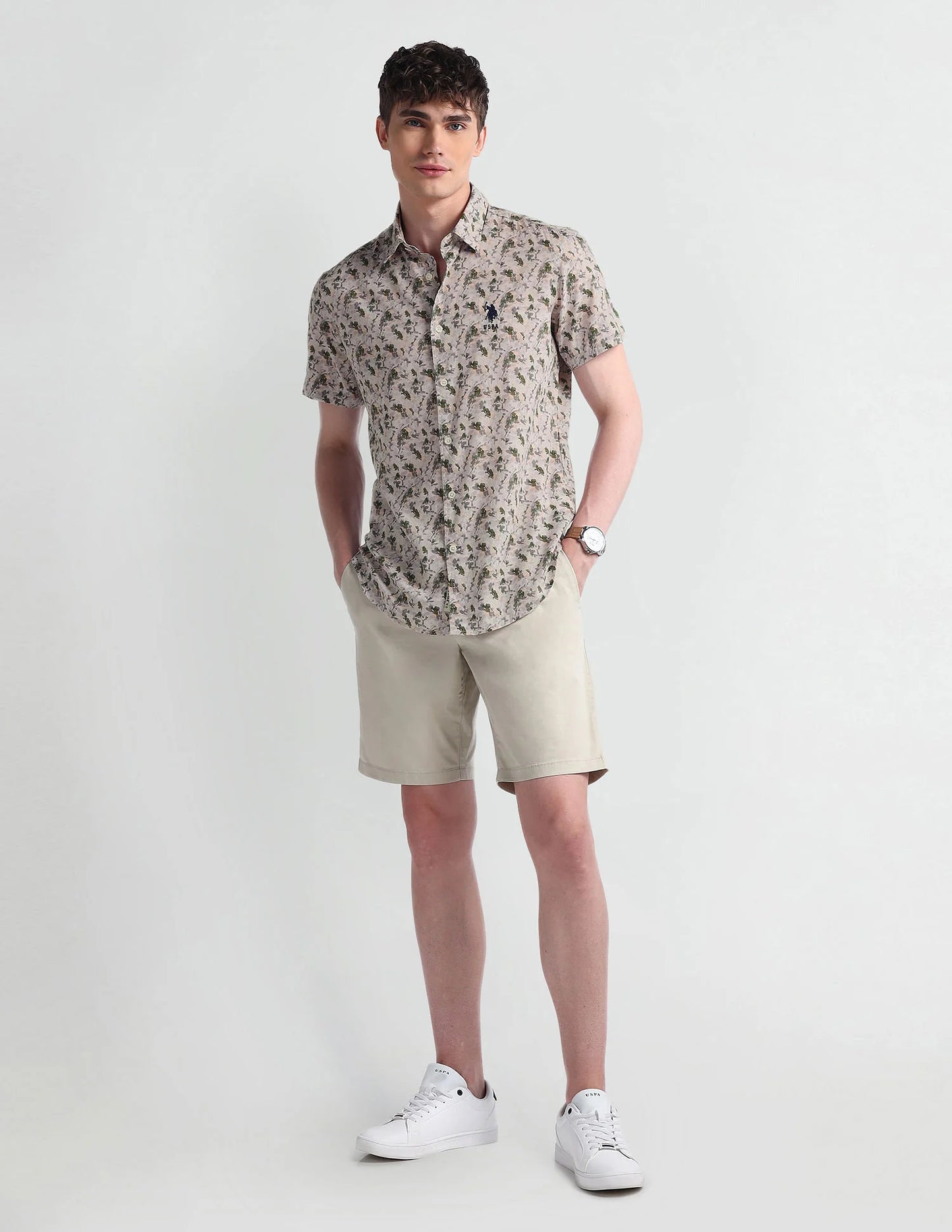 Men’s Fashionable Floral Print Shirt for Summer and Festive Occasions