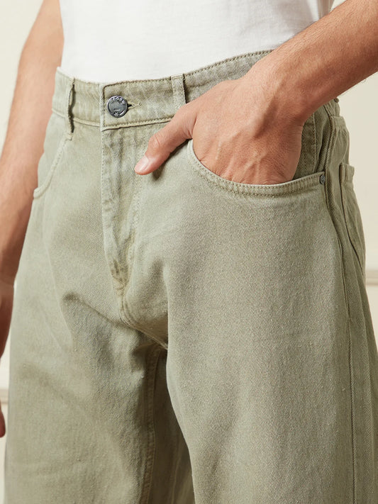 Casual Anti Fit Jeans for Men Green Relaxed Fit Trendy Everyday Outfit