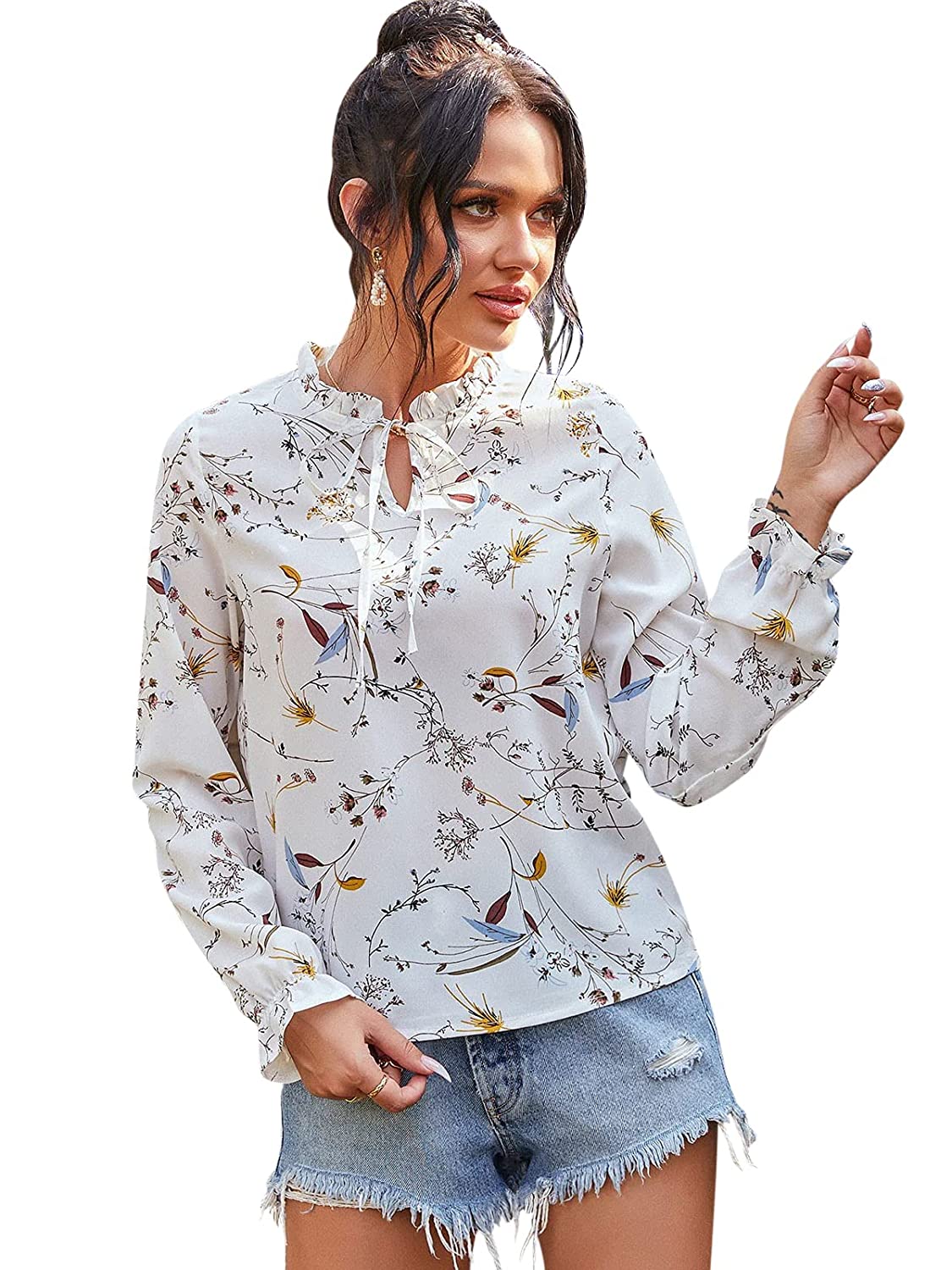 Elegant and Comfortable White Top for Women’s Wardrobe Essentials