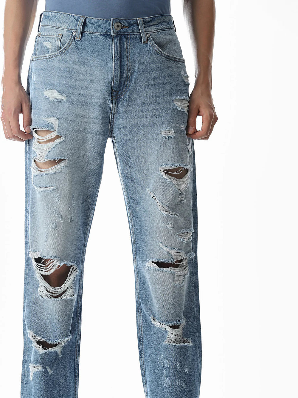 Men’s Relaxed-Fit Denim Jeans in Light Blue with Heavy Distressing and Loose-Fit Design