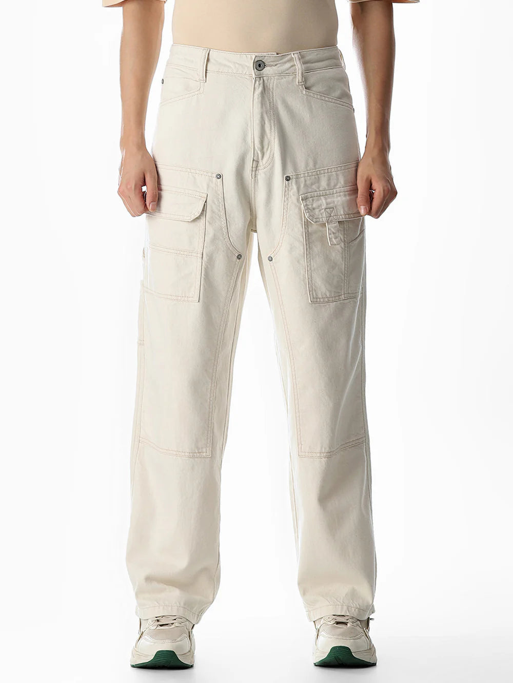 Fashionable Loose-Fit Ecru Denim Jeans for Men with High-Rise Design and Classic Look