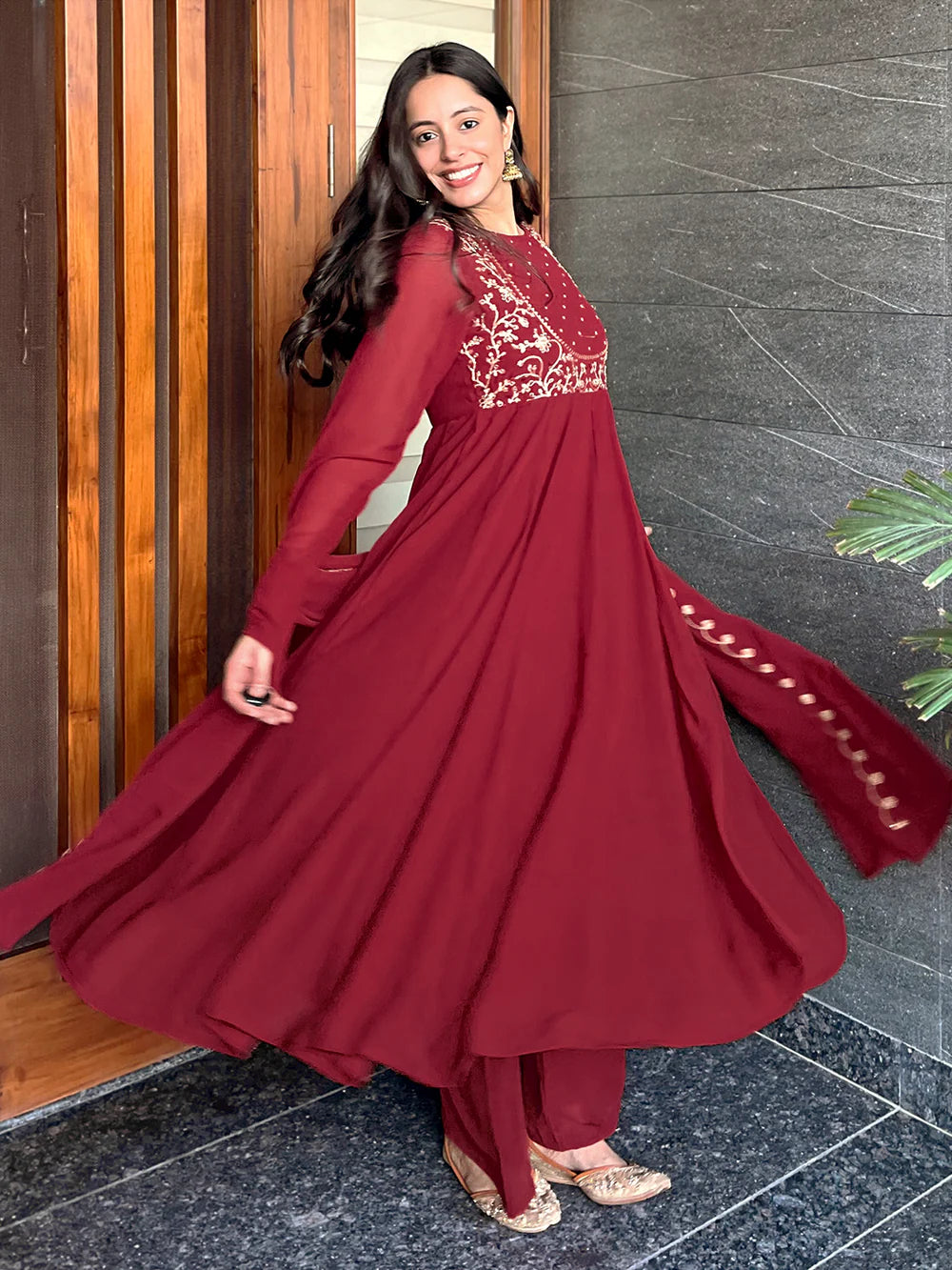 Women’s Maroon Georgette Anarkali Kurta Set with Intricate Embroidery for Festive and Party Wear
