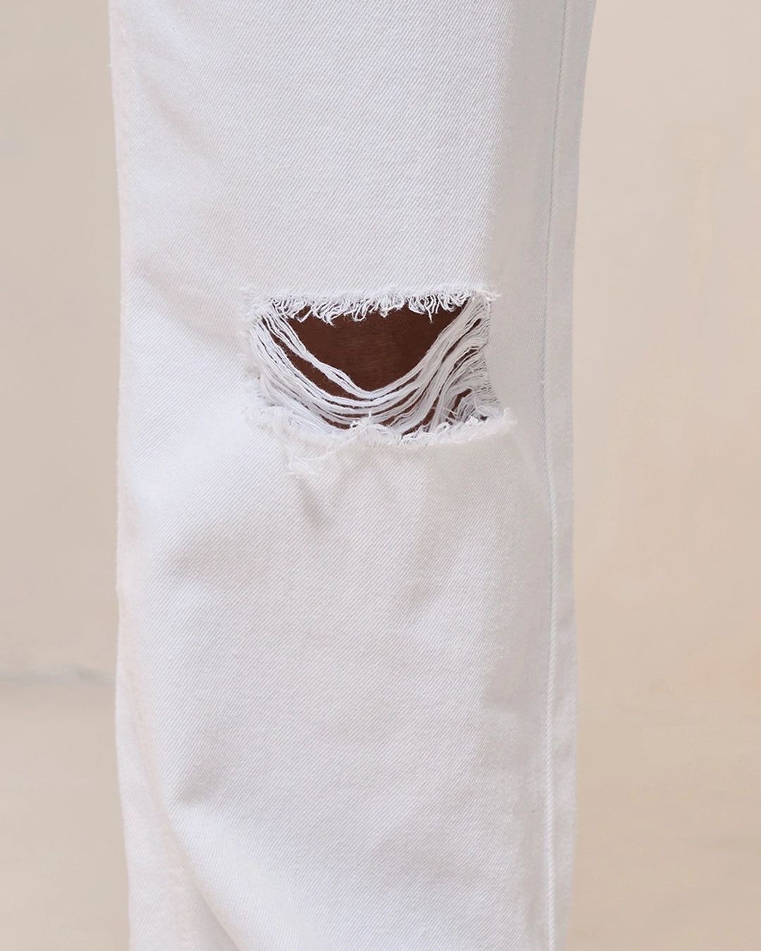 Loose Fit White Baggy Distressed Wide Leg Jeans for Women