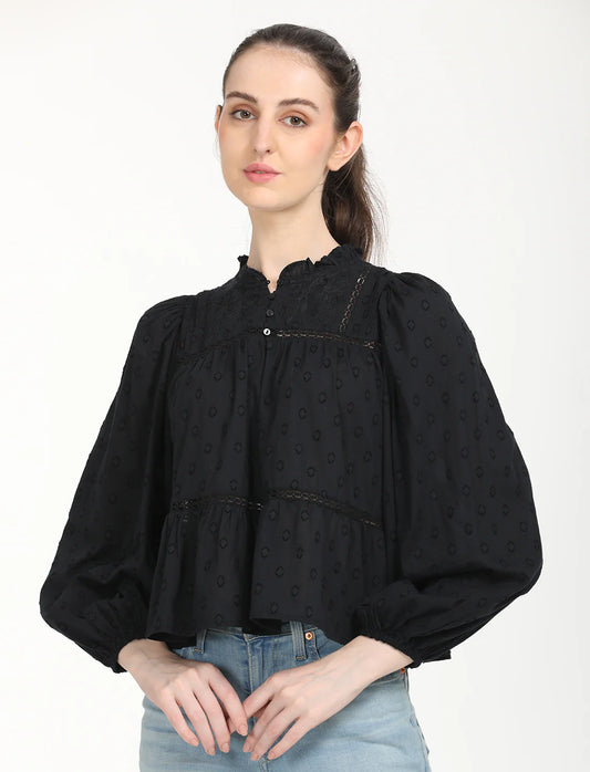 Women’s Lightweight Black Textured Top for Streetwear & Daily Style
