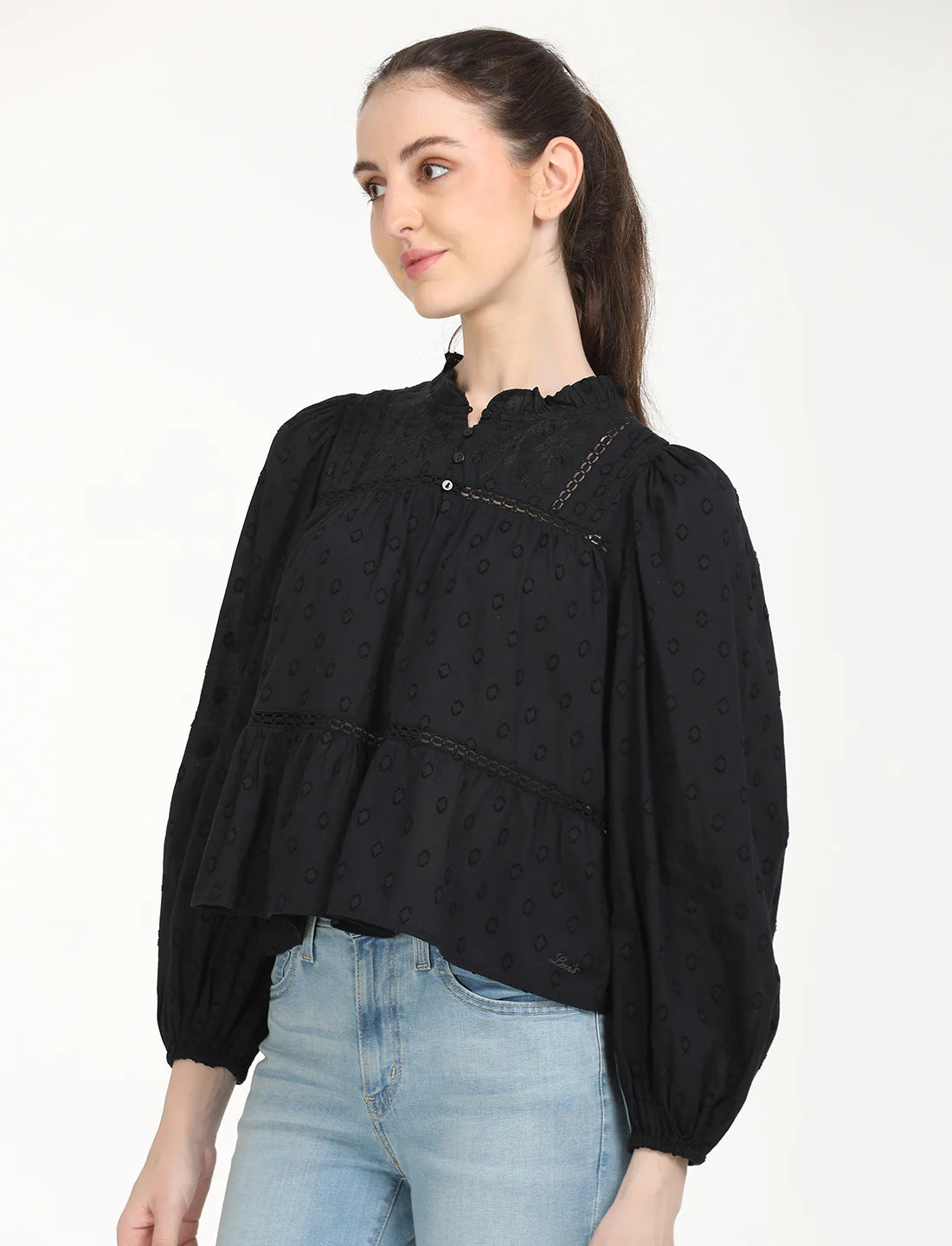 Women’s Lightweight Black Textured Top for Streetwear & Daily Style