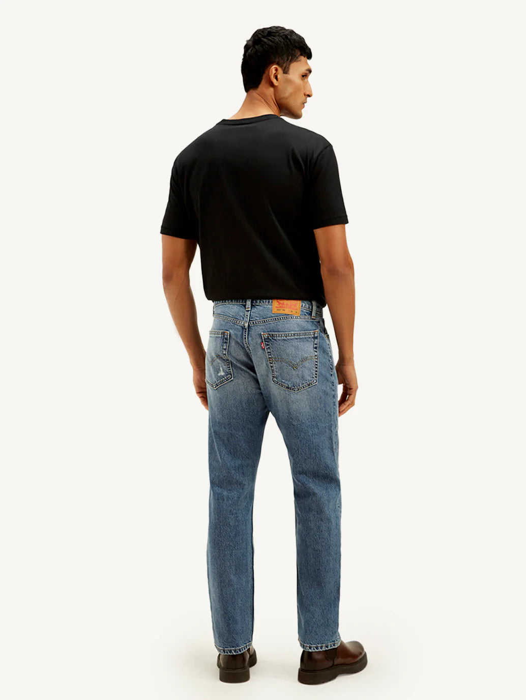 Comfortable Men’s Mid-Rise Blue Jeans with Loose Fit Design for Relaxed Style