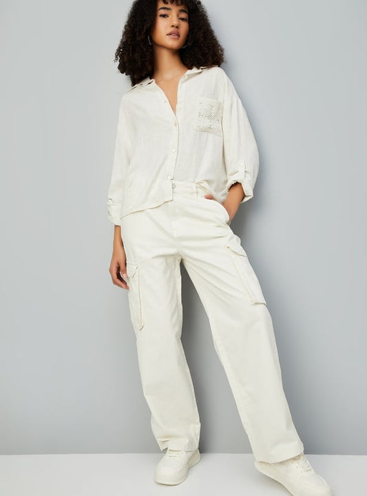 Classic Women’s Cargo Jeans in Solid Color Ideal for Travel, Office Casual, and Weekend Outings