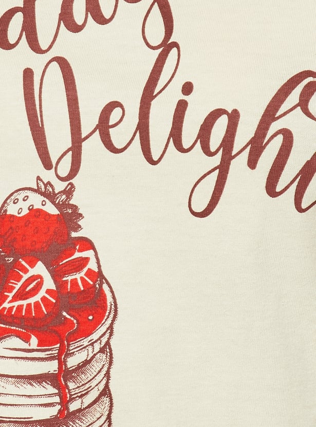 Comfortable Relaxed Fit Graphic Tee for Women