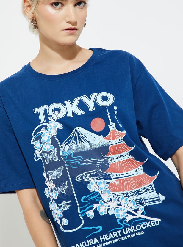 Women’s Relaxed Fit Oversized T-Shirt with Graphic Print