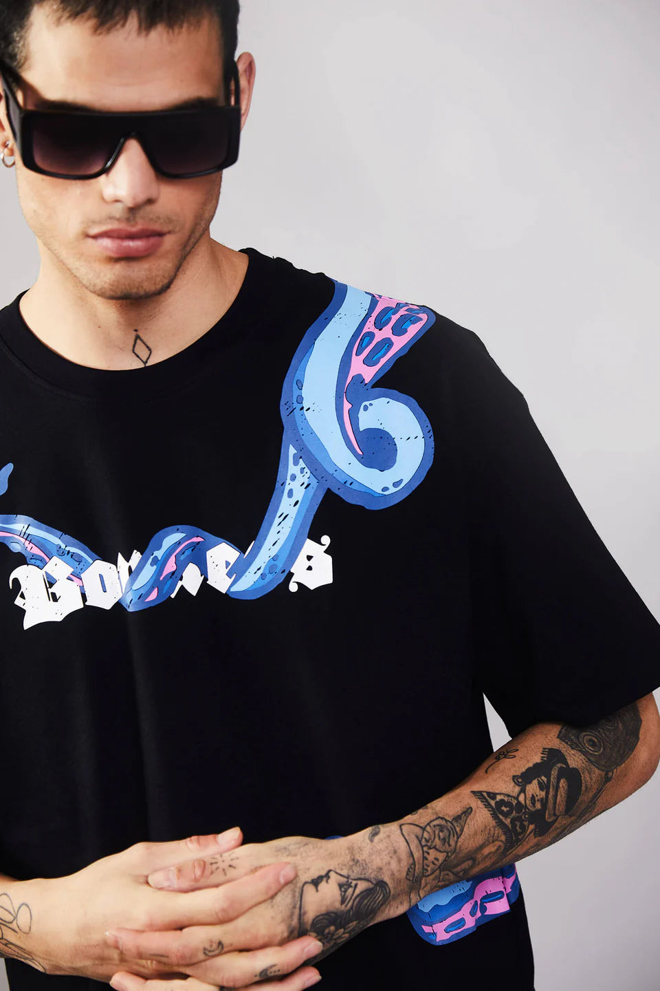 Stylish Casual Men’s T-Shirt Oversized Relaxed Fit Soft Fabric