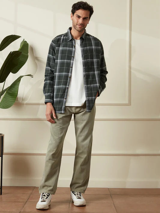 Casual Anti Fit Jeans for Men Green Relaxed Fit Trendy Everyday Outfit