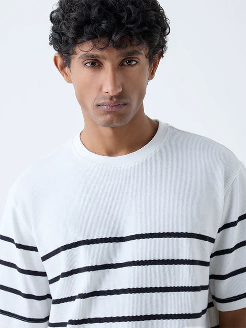 Lightweight Relaxed Fit White Striped T-Shirt for Men Smart Casual Look