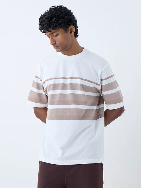 Fashionable Men’s Brown Striped Cotton-Blend T-Shirt for Weekend Outings