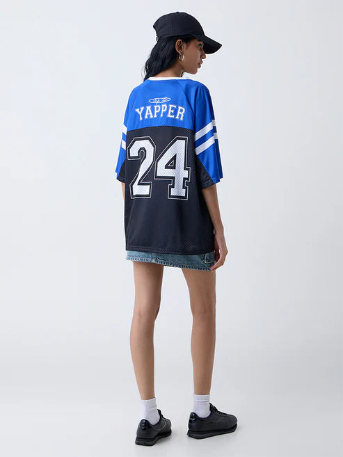 Stylish Black Numerical Print Jersey T-Shirt for Men – Ideal for Casual, Travel, and Athleisure Looks