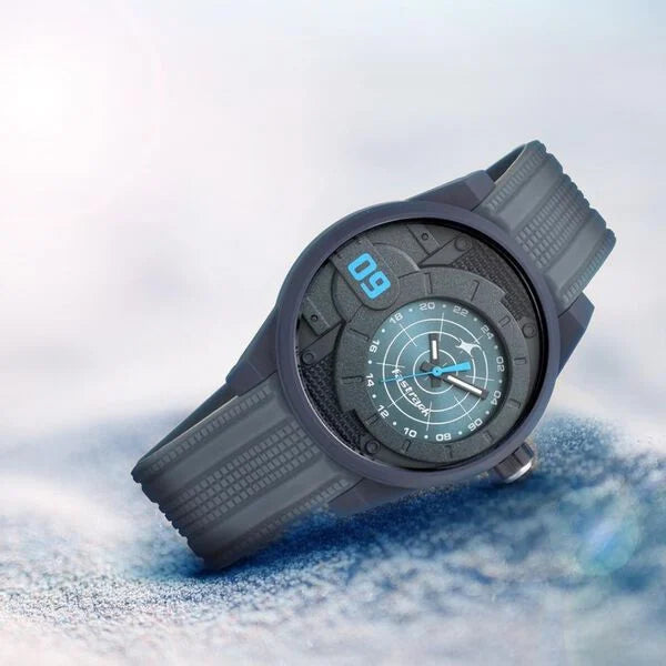 Trendy Men’s Black Dial Analog Watch Comfortable Quartz Silicone Strap