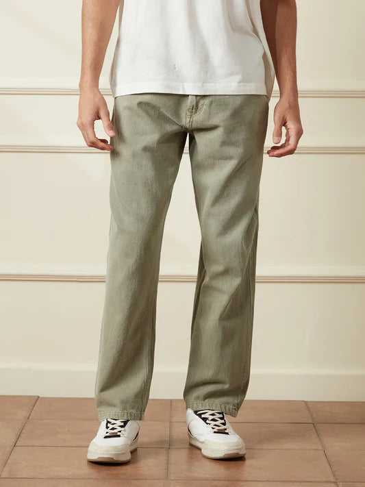 Casual Anti Fit Jeans for Men Green Relaxed Fit Trendy Everyday Outfit