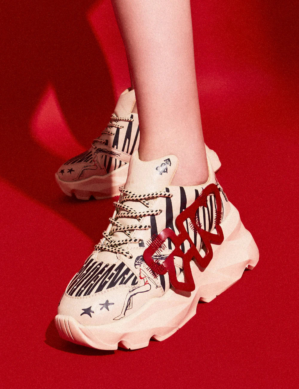 Bold Graphic Chunky Sneakers Stylish and Comfortable