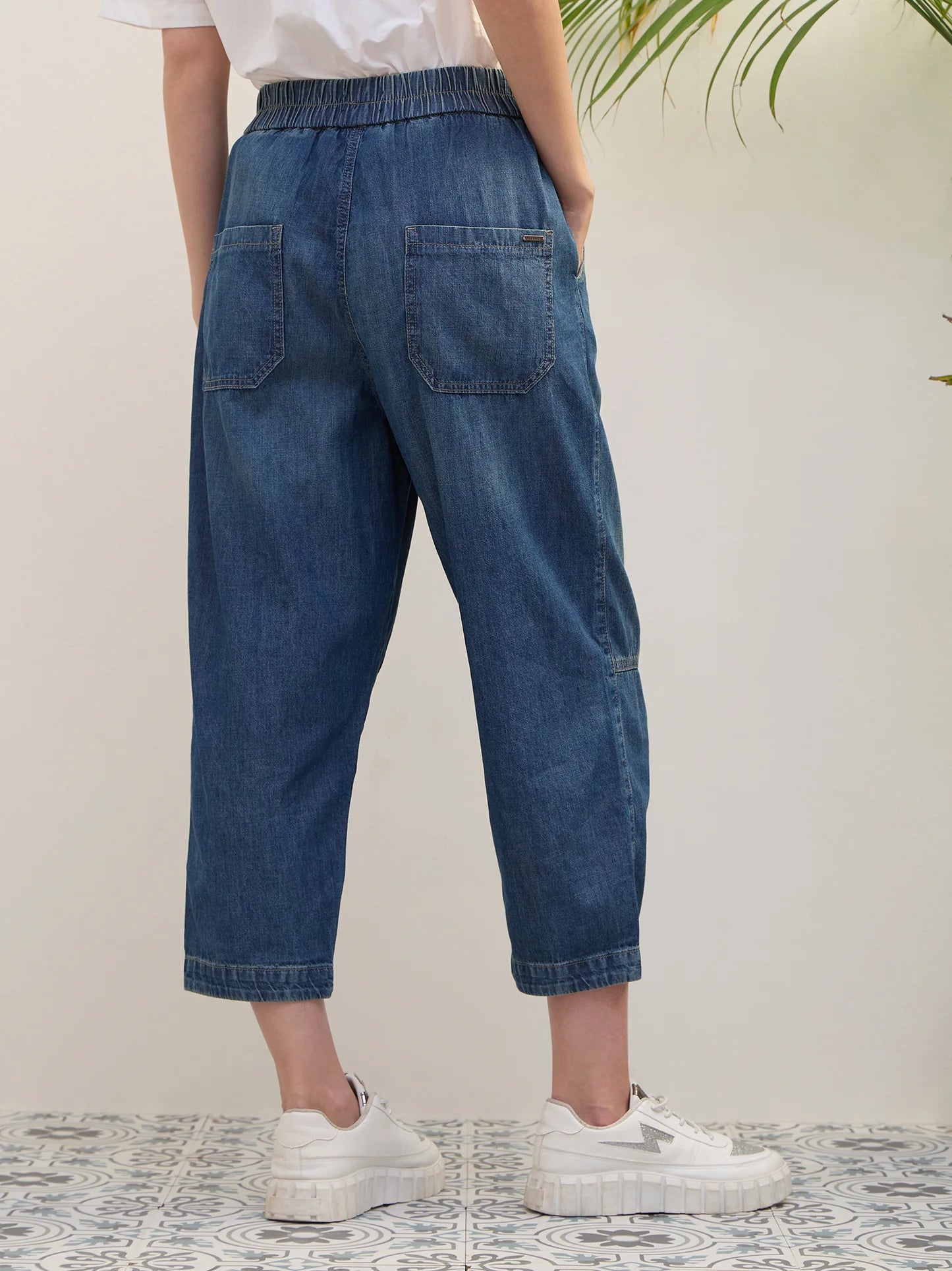 Wide Leg Cargo Jeans for Women Featuring Two Tone Design