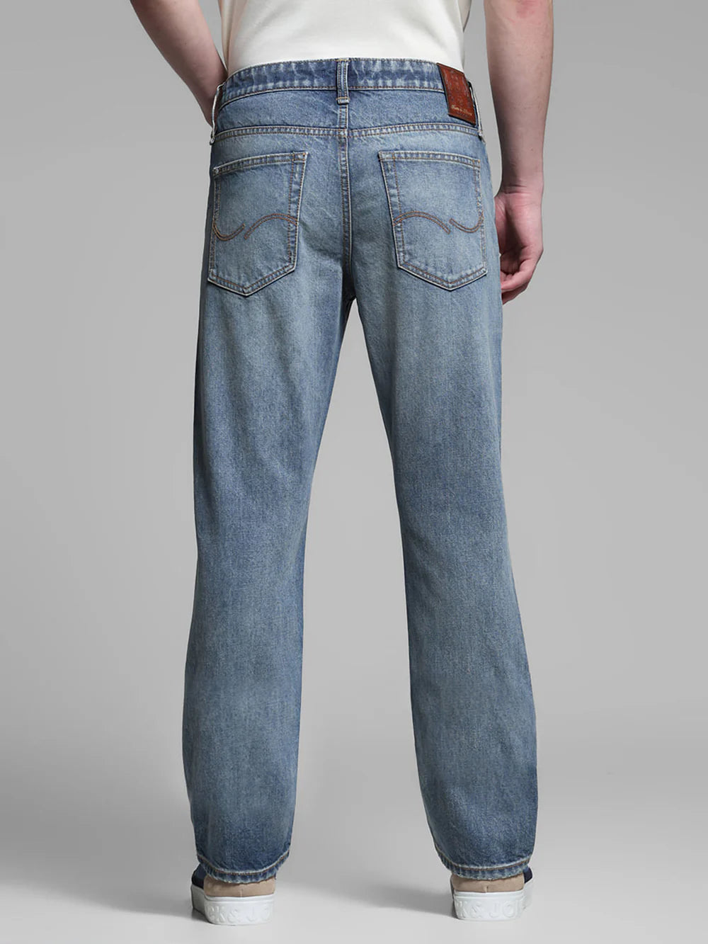 Versatile Blue Regular Fit Clark Jeans for Work Leisure and Travel