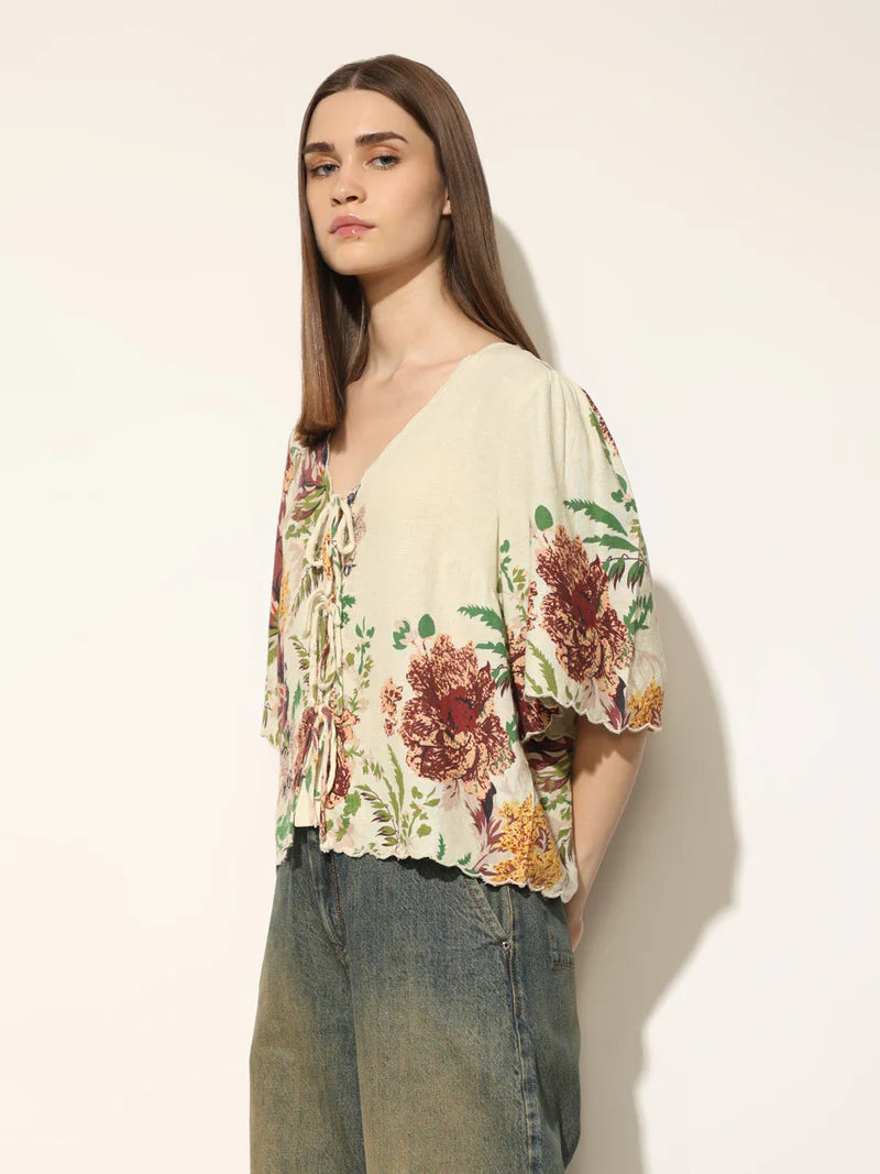 Trendy Loose Fit Women’s Multi-Colour Print Top Comfortable Streetwear Summer Outfit