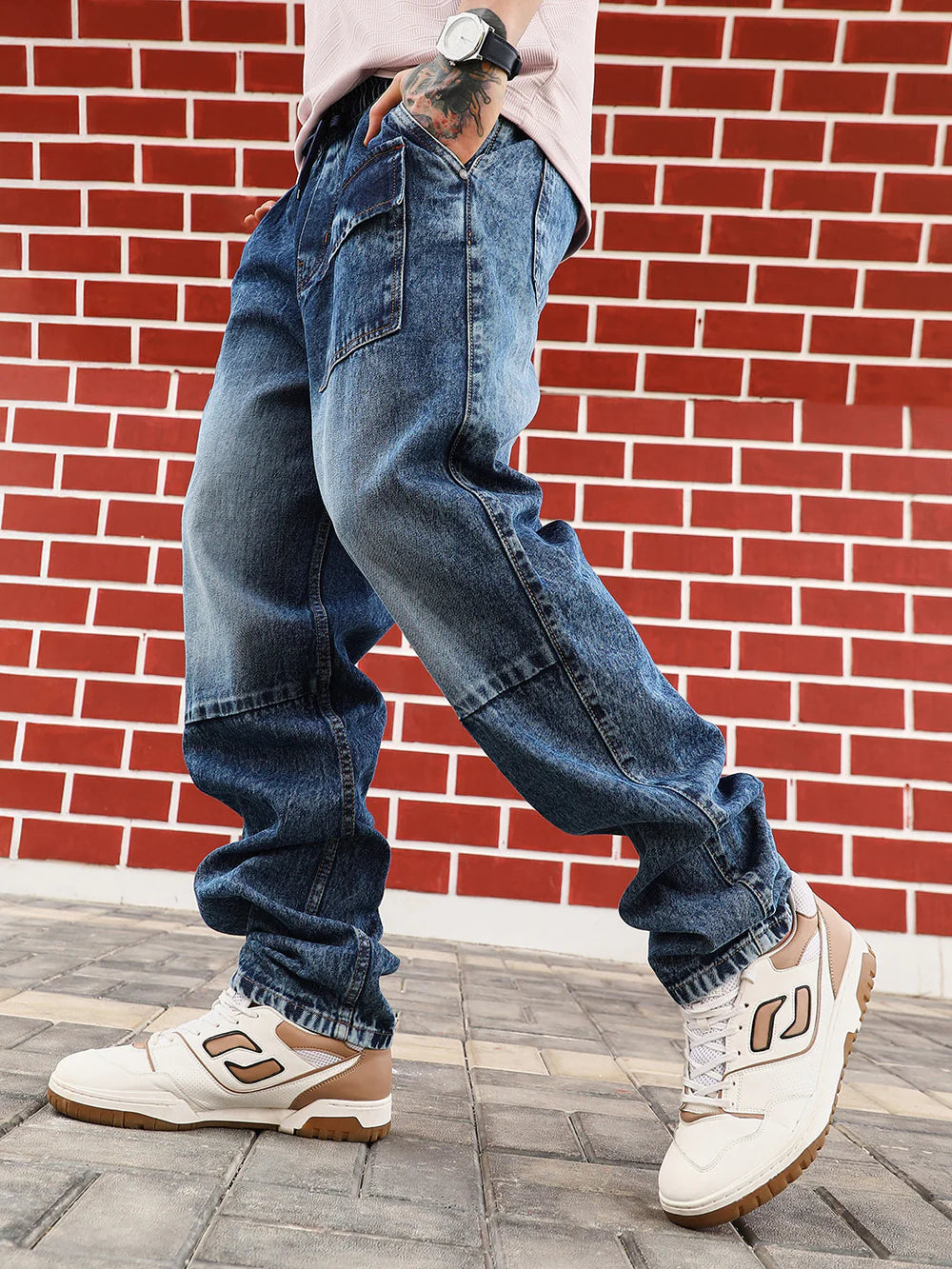 Men’s Relaxed-Fit Modular-Utility Denim Jeans with Durable Fabric and Panel Detailing