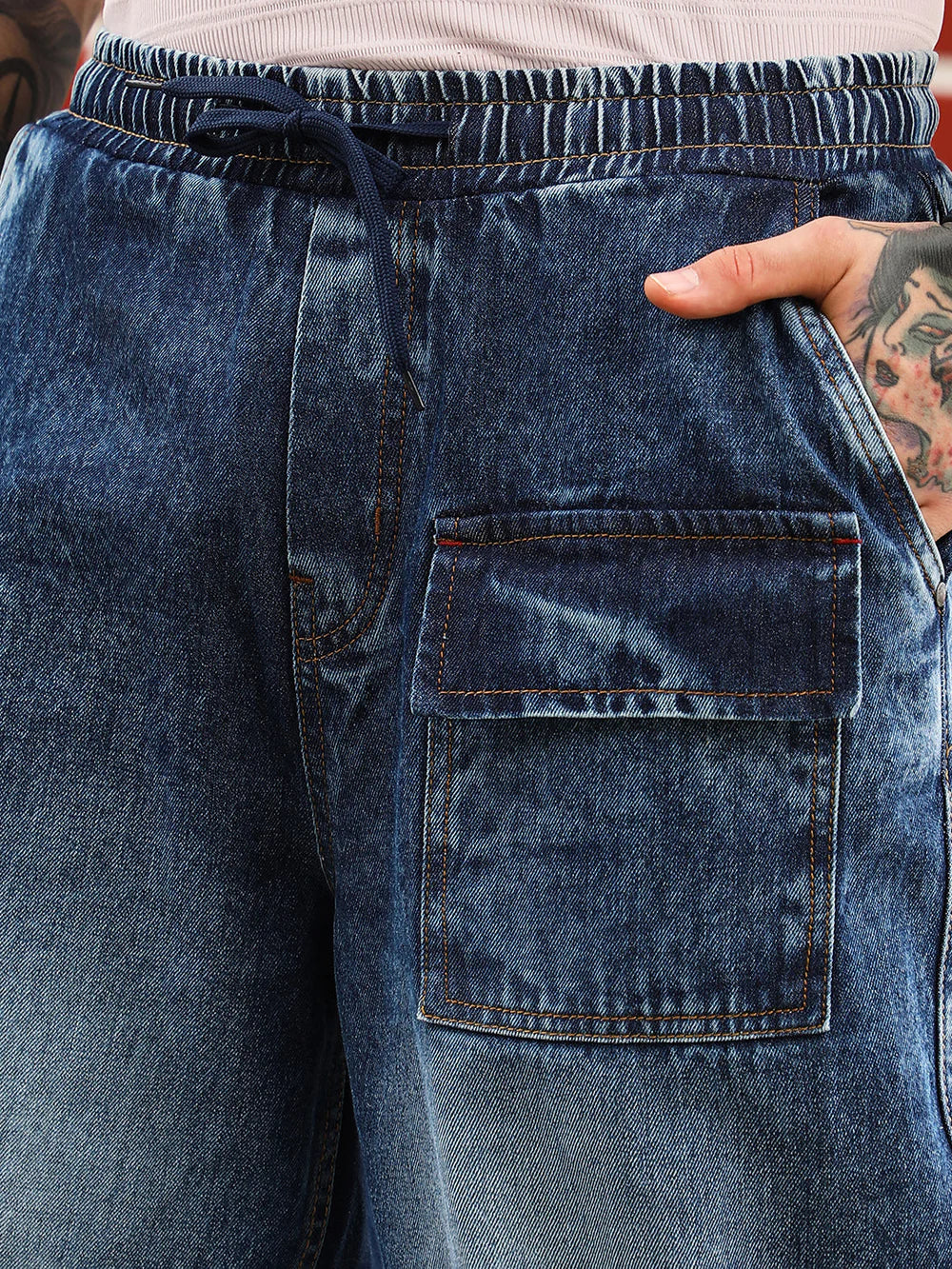 Men’s Relaxed-Fit Modular-Utility Denim Jeans with Durable Fabric and Panel Detailing