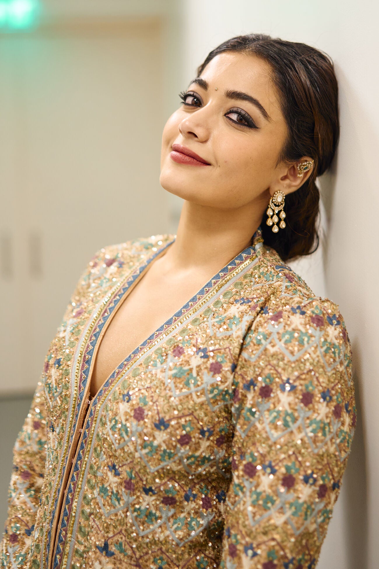 Traditional Krandasi Embroidered Zardozi Jacket Set with Fine Craftsmanship for Special Occasions