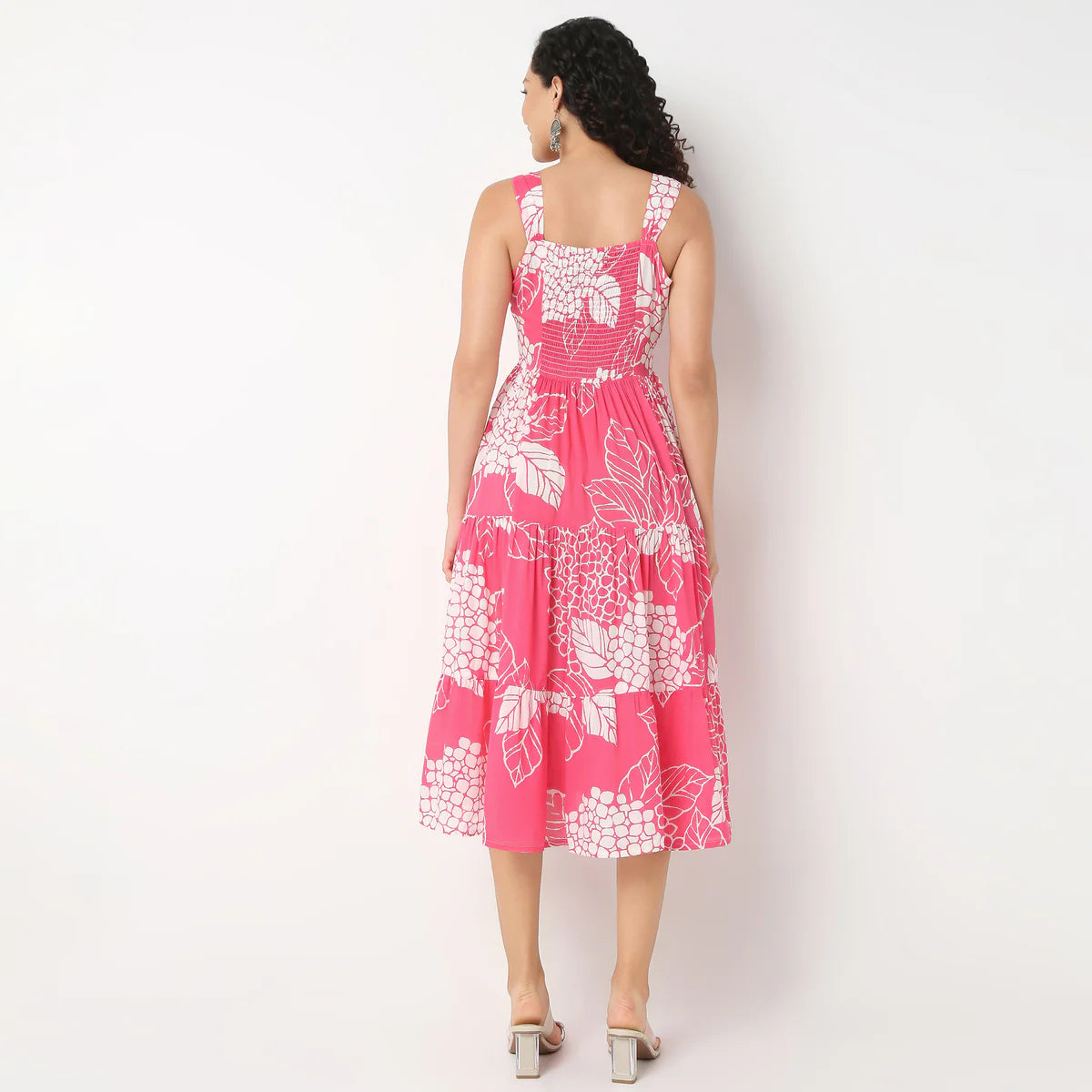 Soft and Comfortable Strappy Tiered Dress for Summer Outings