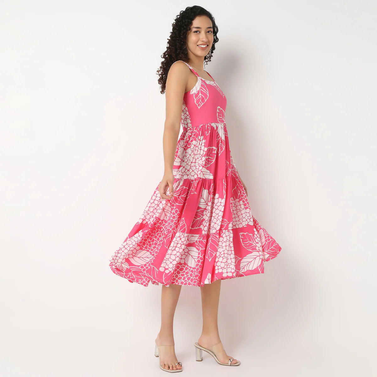 Soft and Comfortable Strappy Tiered Dress for Summer Outings