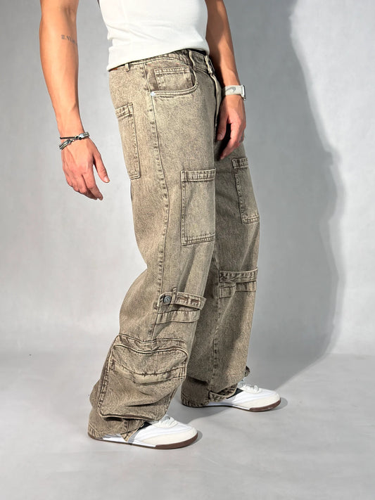 Modern Men’s Utility Balloon Jeans in Driftwood Brown with Relaxed Casual Silhouette