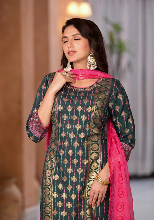 Premium Green Muslin Kurta Set with Pants and Dupatta Featuring Beads and Ethnic Motif Design