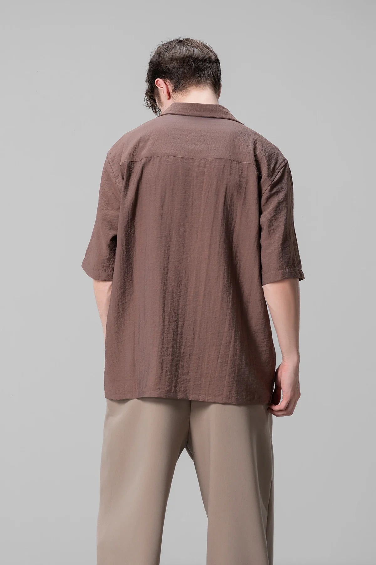 Comfortable Unisex Brown Shirt with Relaxed Silhouette for Men and Women