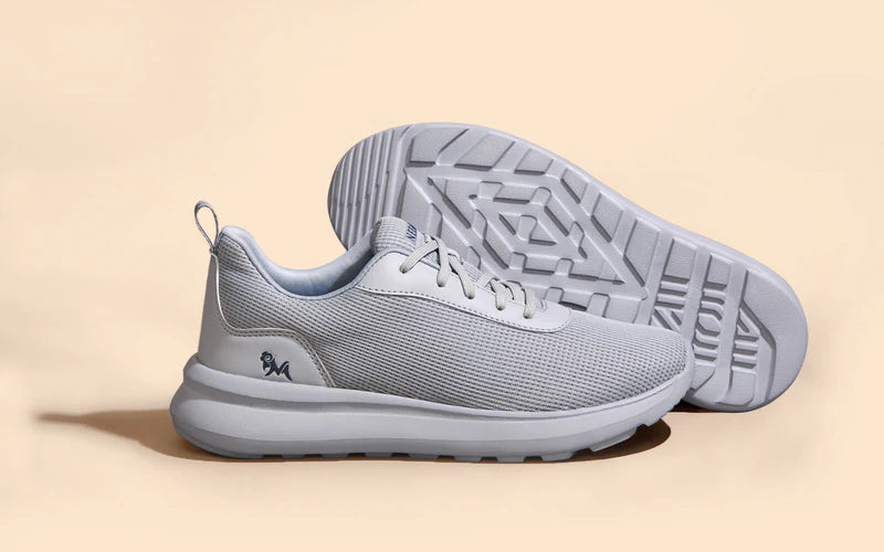 Men’s Lightweight Grey Trainers Ideal for Walking and Outings