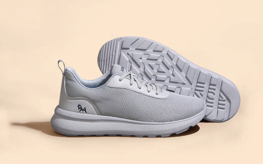 Men’s Lightweight Grey Trainers Ideal for Walking and Outings