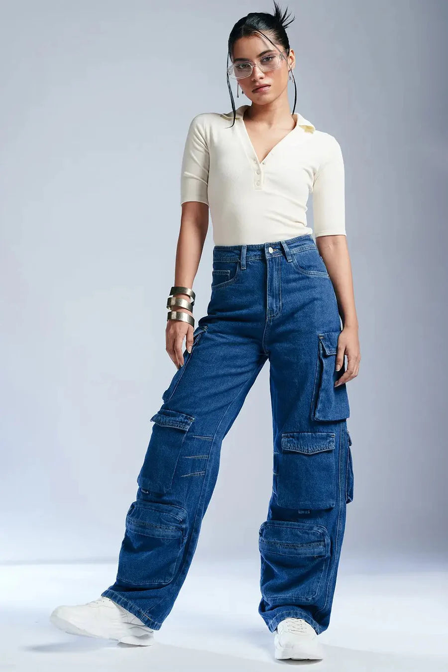 Chic Indigo Women Baggy Straight Cargo Jeans with Relaxed Straight Leg Silhouette