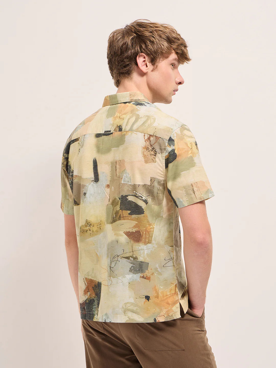 Soft Relaxed Fit Shirt with Multicolor Abstract Design