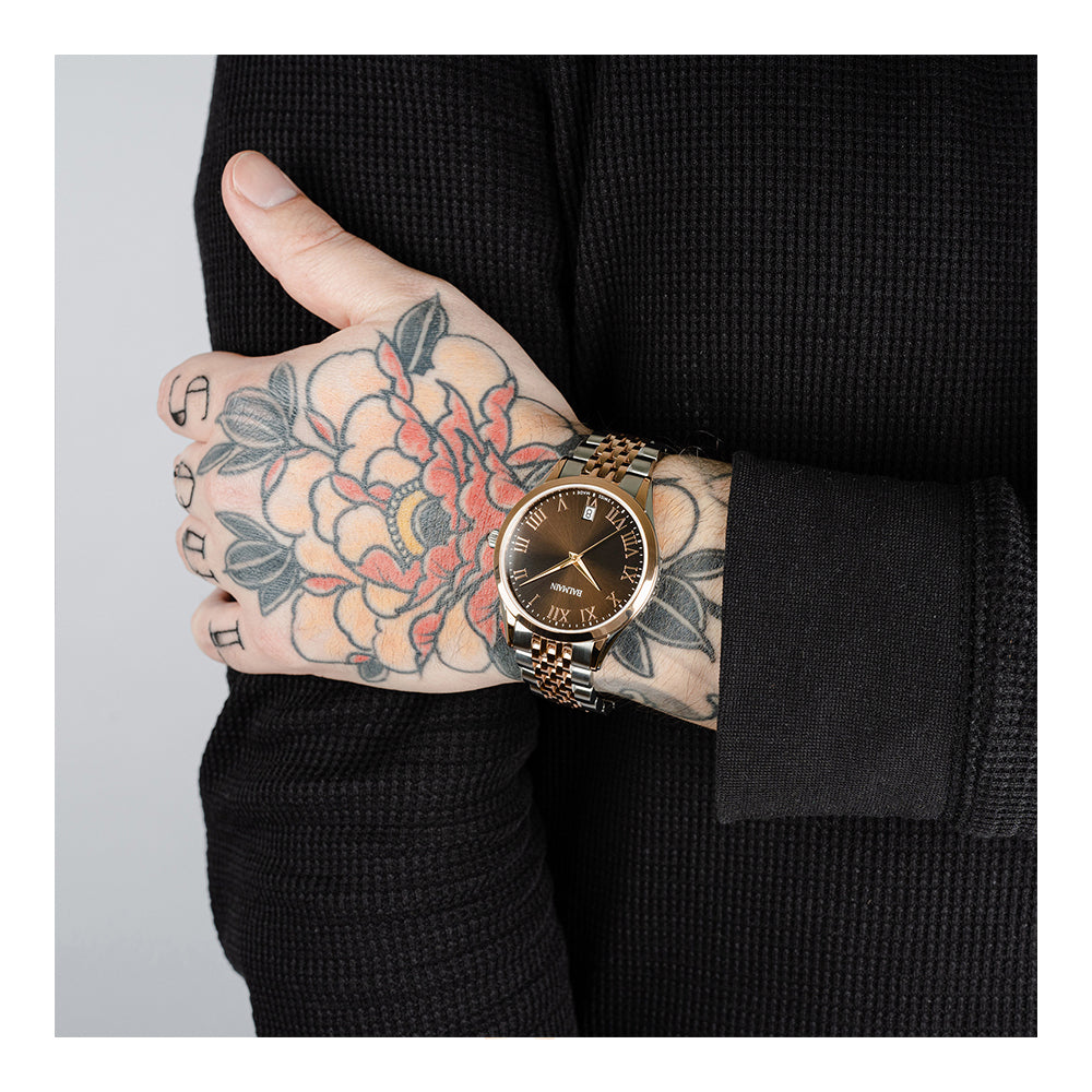 Sophisticated Classic R Men’s Watch with Polished Dial and Strap